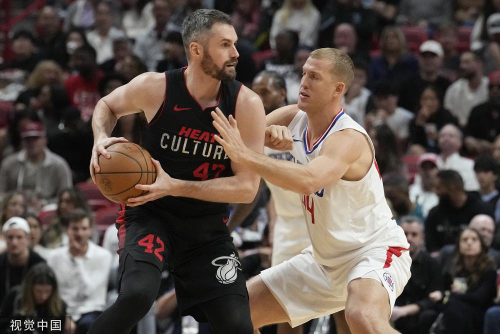 巴斯的领导 巴斯的领导